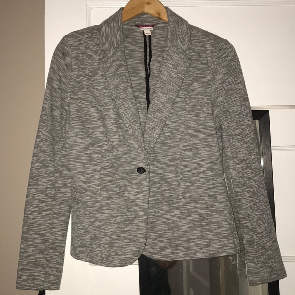 Cute fitted blazer 🌸